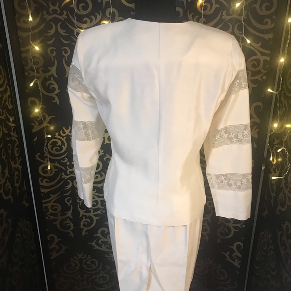 Suit - Picture 2 of 10